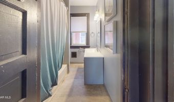 414 6th St, Altoona, PA 16602