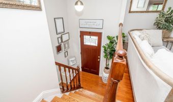 5365 Orchardcreek Ct, Cincinnati, OH 45239
