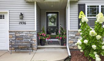 1936 N REXFORD St, Appleton, WI 54914