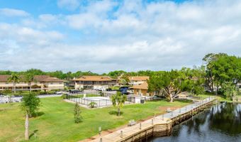 1640 Juno Trl 102A, Astor, FL 32102