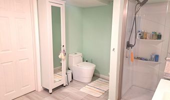 29 Old Sawmill Rd, Bedford, NH 03110