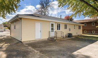313 Glenn Rd, Albert Lea, MN 56007