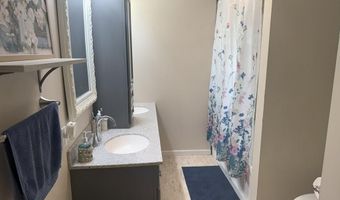 1420 8th St, Aurora, NE 68818