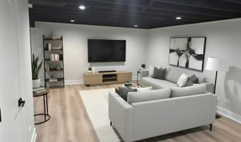 316 N Reuter Dr, Arlington Heights, IL 60005