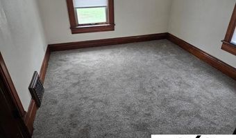 1105 13th St, Auburn, NE 68305
