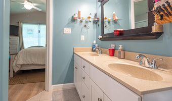 10 MAGNOLIA Pl, Berlin, MD 21811