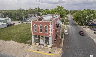 217 W 1st St, Abilene, KS 67410