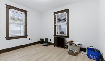 44 Holburn Ave, Cranston, RI 02910