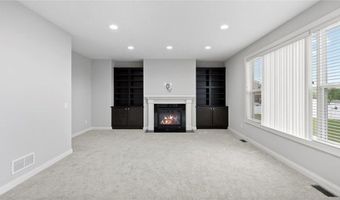 15365 Eagle Creek Way, Apple Valley, MN 55124