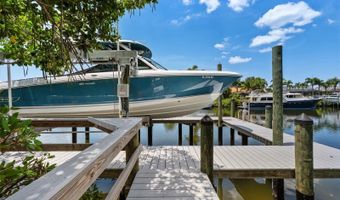949 ALLEGRO Ln, Apollo Beach, FL 33572