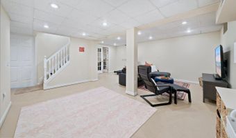 5 LINDEN SPRING Ln, Bear, DE 19701