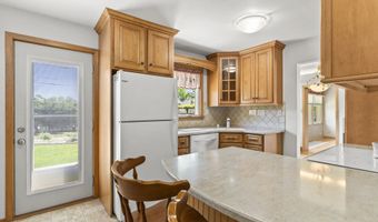 2627 W HEATHER Ave, Appleton, WI 54914