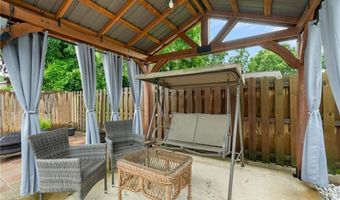 624 Locke St, Alma, AR 72921