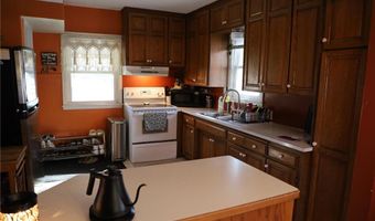 703 Maple St, Alexandria, MN 56308