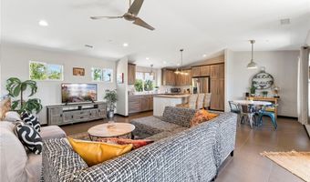 1611 Whaley St, Oceanside, CA 92054