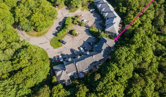 17 Harbor Hill Dr, Bourne, MA 02532