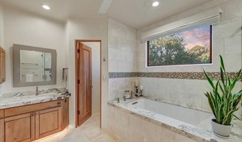 35078 N SOPHORA Dr, Carefree, AZ 85377