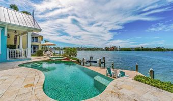 731 KEY ROYALE Dr, Holmes Beach, FL 34217