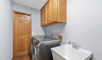 13476 Granada Ave, Apple Valley, MN 55124