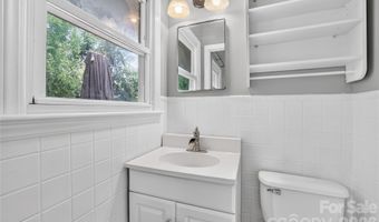 611 Pole Creasman Rd, Asheville, NC 28806
