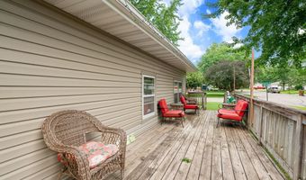 1304 Swanhill Dr, Albert Lea, MN 56007