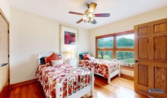 1535 S Douglas Ave, Arlington Heights, IL 60005