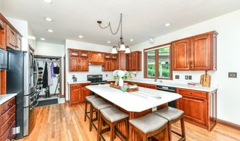 1981 Water Oak Way, Avon, IN 46123