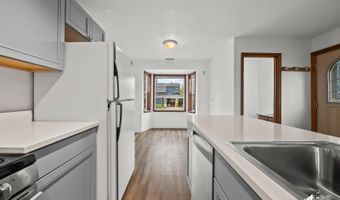 424 E Manor Ave, Anchorage, AK 99501