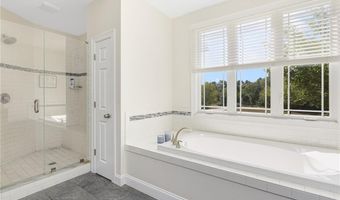 919 Ten Rod Rd, Exeter, RI 02822