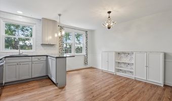 354 DAWSON St, Philadelphia, PA 19128