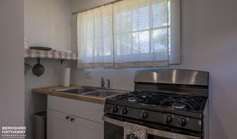 932 Cody Ave, Cody, WY 82414