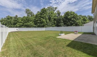 2942 Coles Creek Ln, Indianapolis, IN 46217