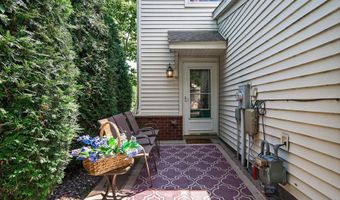 6597 Linwood Dr NE, Albertville, MN 55301