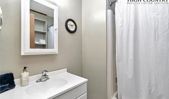 236 Laurel Ridge Rd, Banner Elk, NC 28604