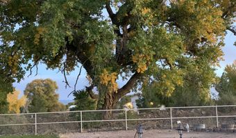 2686 Della Rd SW, Albuquerque, NM 87105