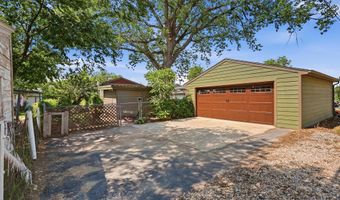 207 8th Ave, Belle Fourche, SD 57717