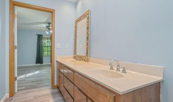 1895 Four Wheel Dr, Baker, FL 32531