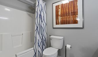 407 Citizen St, Bay St. Louis, MS 39520