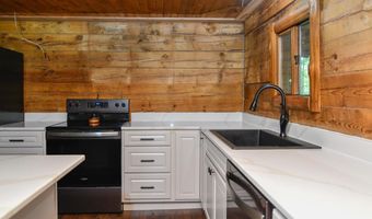 3855 NORWAY WOODS Ln, Abrams, WI 54101