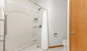 6331 ARBUTUS Dr, Wisconsin Rapids, WI 54494