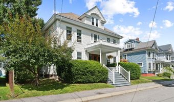 23 Mckinley St, Bangor, ME 04401