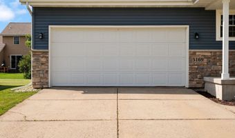 5169 Fox Sedge Ln, Fitchburg, WI 53711