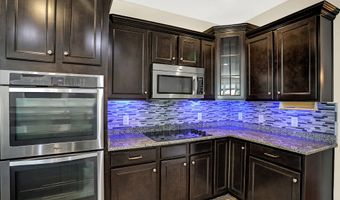 679 Erin Dr, Avon, IN 46123