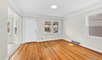 7910 Orchard Ave, Dearborn, MI 48126