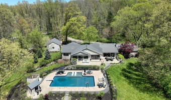 266 Pettis Ave NE, Ada, MI 49301