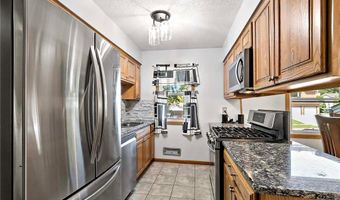 14144 Garland Ave, Apple Valley, MN 55124