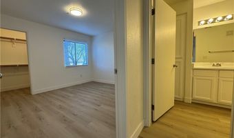 950 Seven Hills Dr 217, Henderson, NV 89052