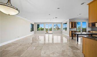 1107 Las Flores Dr, Carlsbad, CA 92008