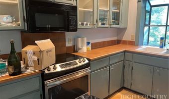 187 Little Creekside, Banner Elk, NC 28604