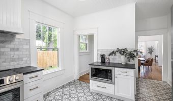 227 Kershaw St NE, Aiken, SC 29801